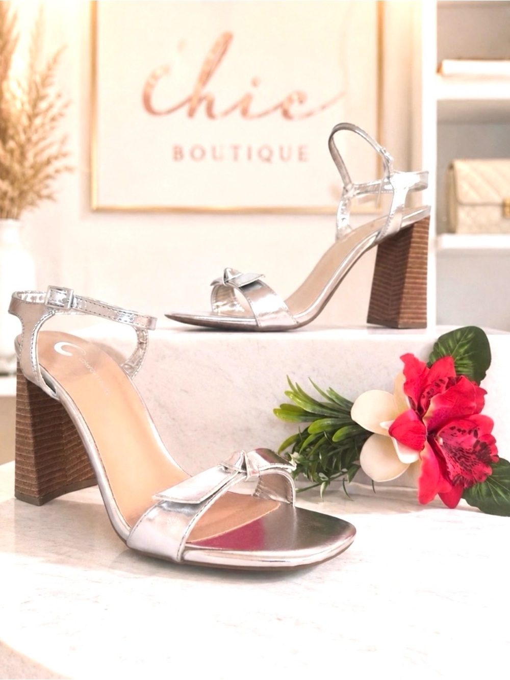 THE COMFORT FOAM Silver Peep Toe Sandals w/Faux Wood Grain 4-inch Block Heels
